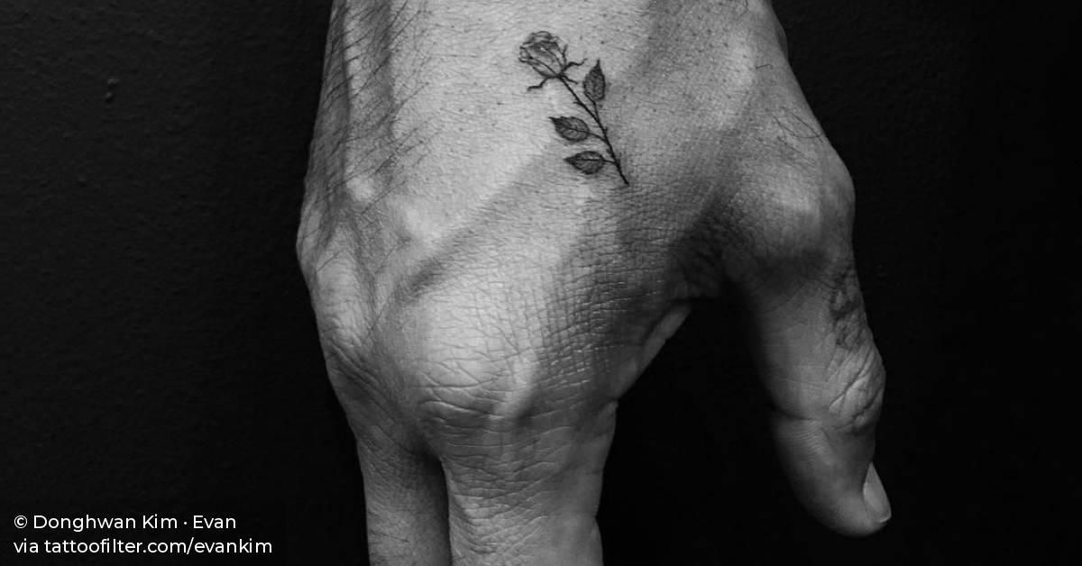 popular small rose tattoos for males