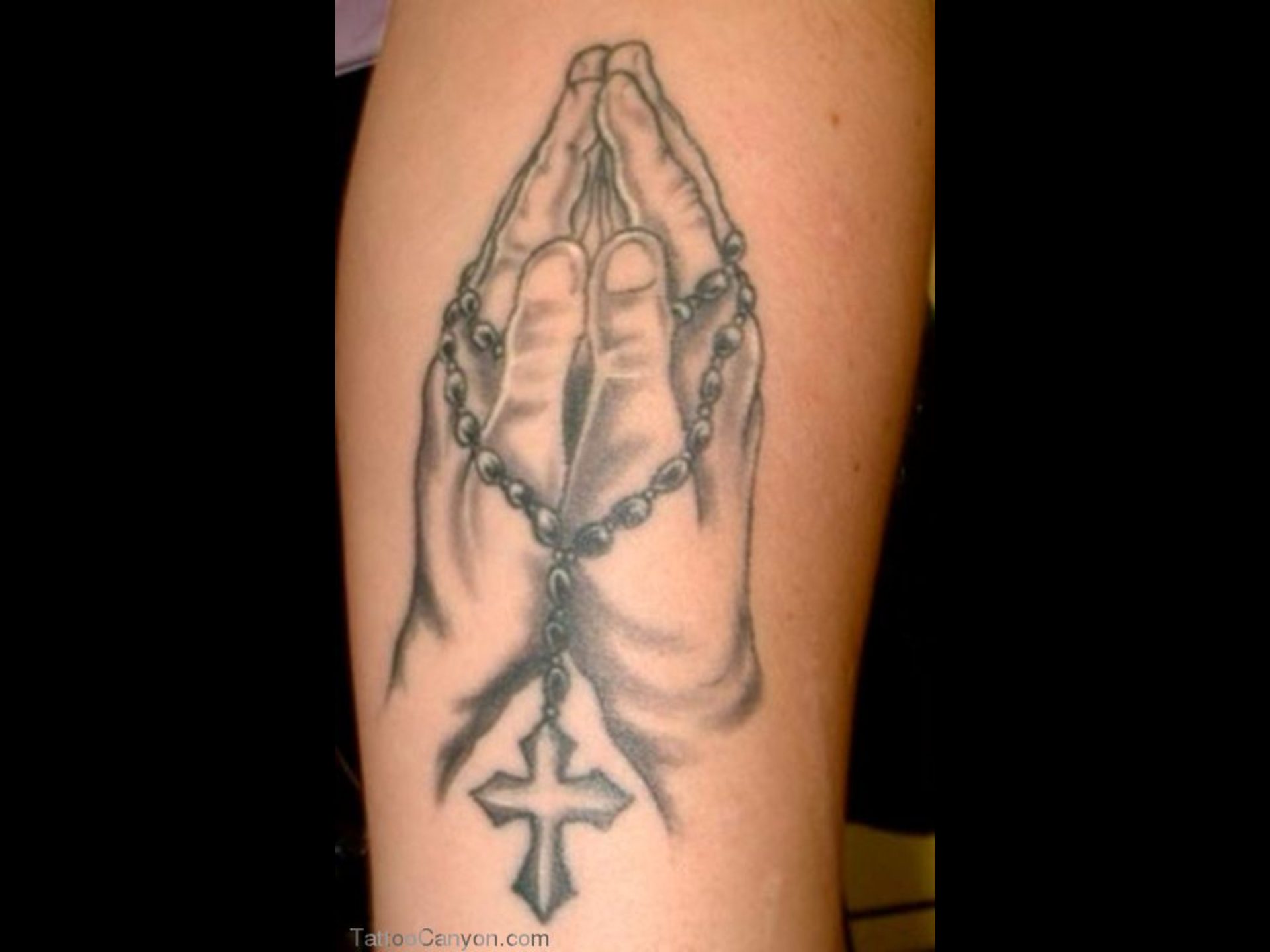 praying hands tattoo ideas 0034