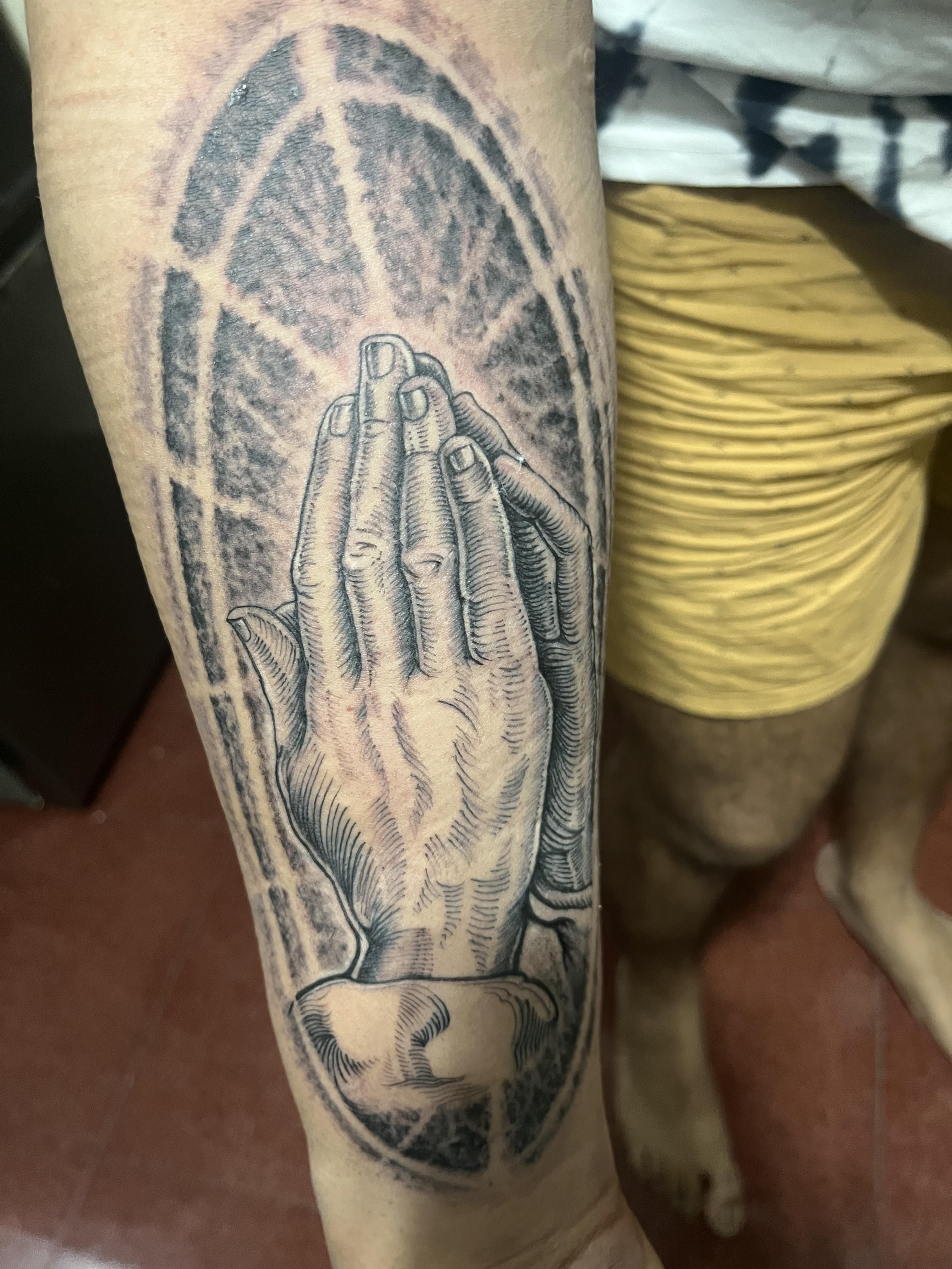 praying hands tattoo ideas 0044