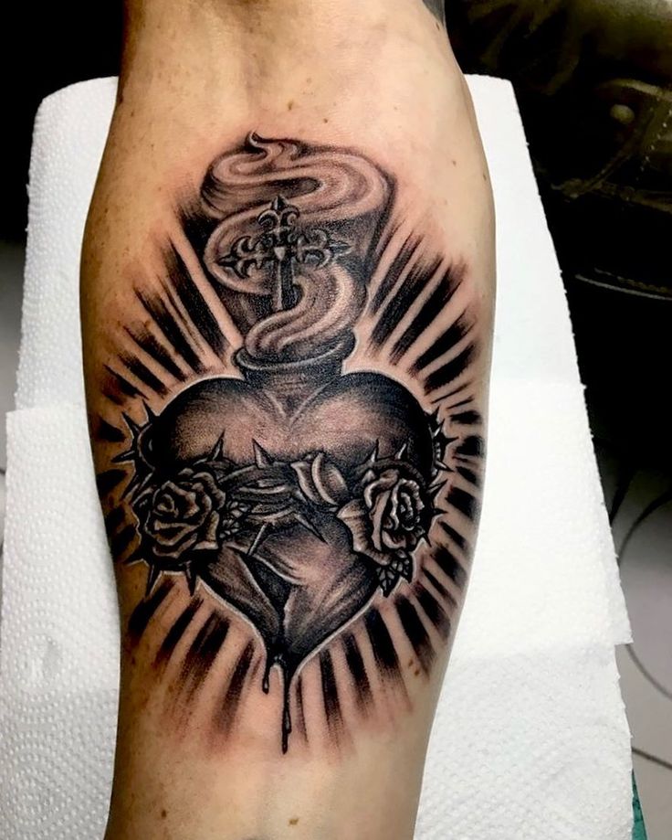 sacred heart tattoo ideas for women