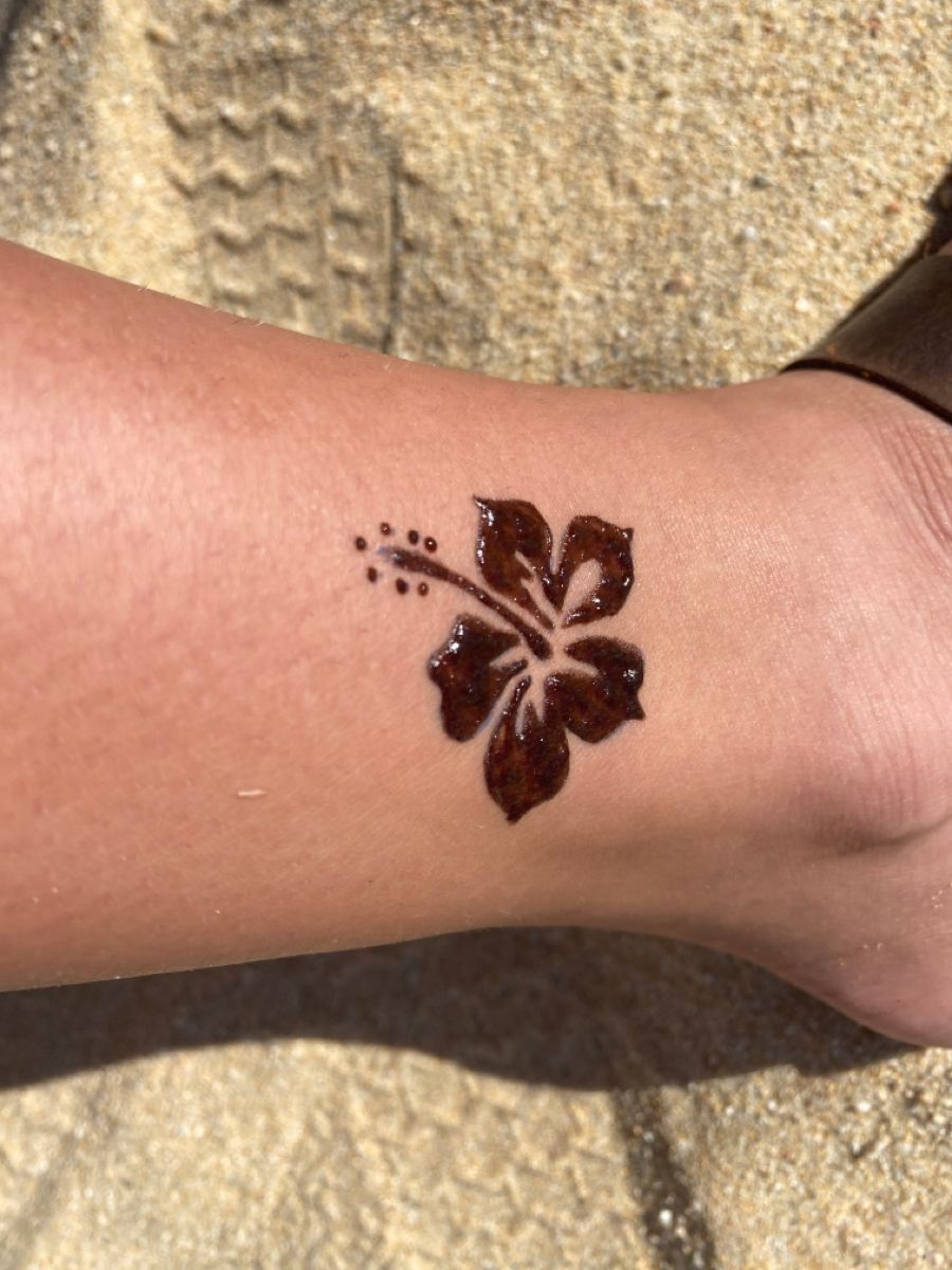 simple henna tattoo ideas 0034