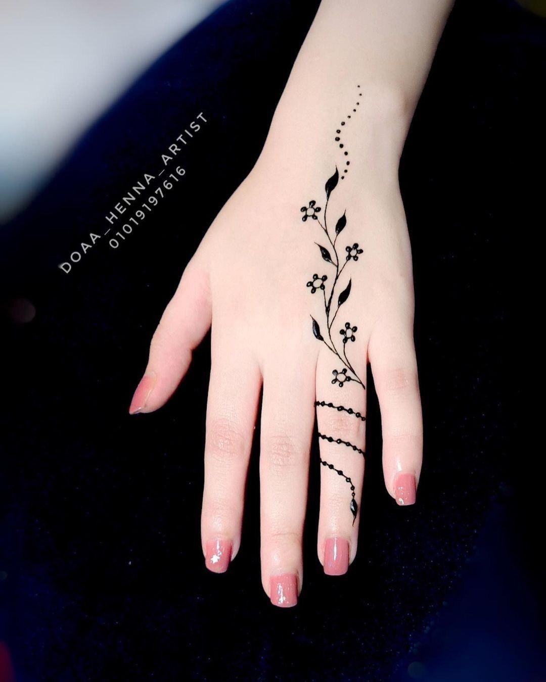 simple henna tattoo ideas 0064