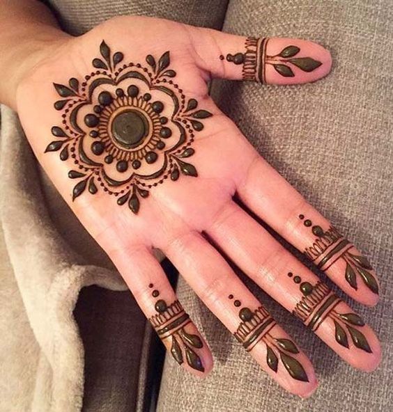 simple henna tattoo ideas 0073