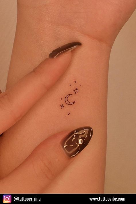 simple tattoo ideas for women 0014