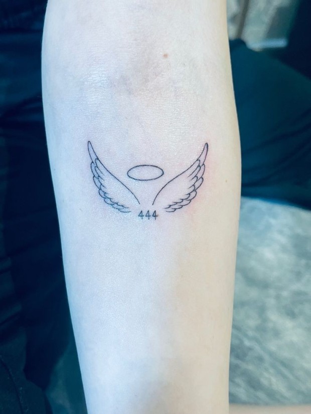 Small angel wings tattoo 0023