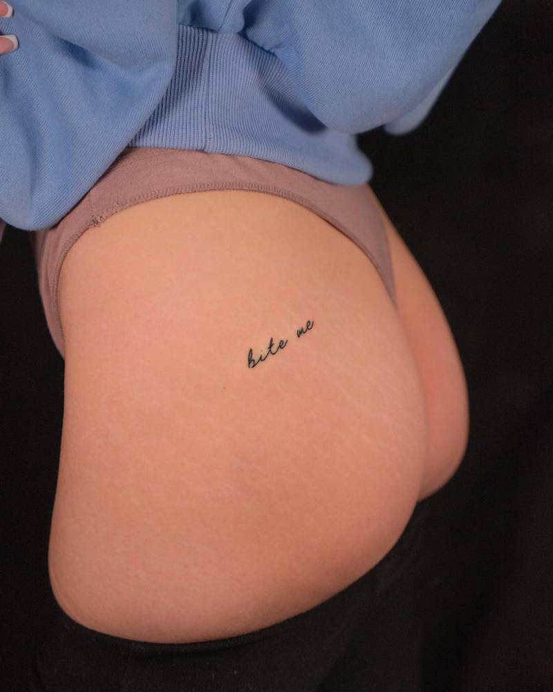 small bum tattoo ideas for females 0018