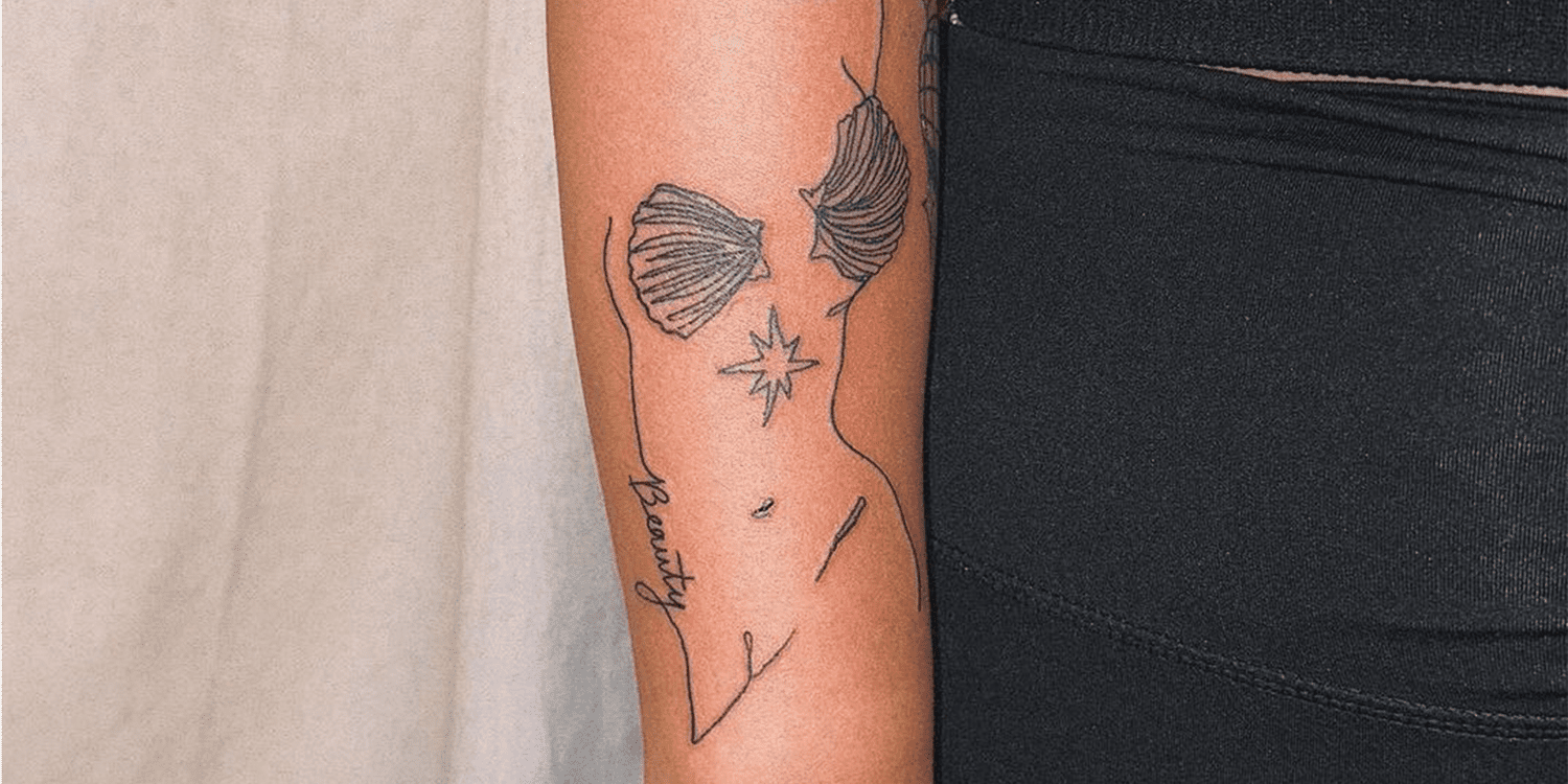 small bum tattoo ideas for females 0067