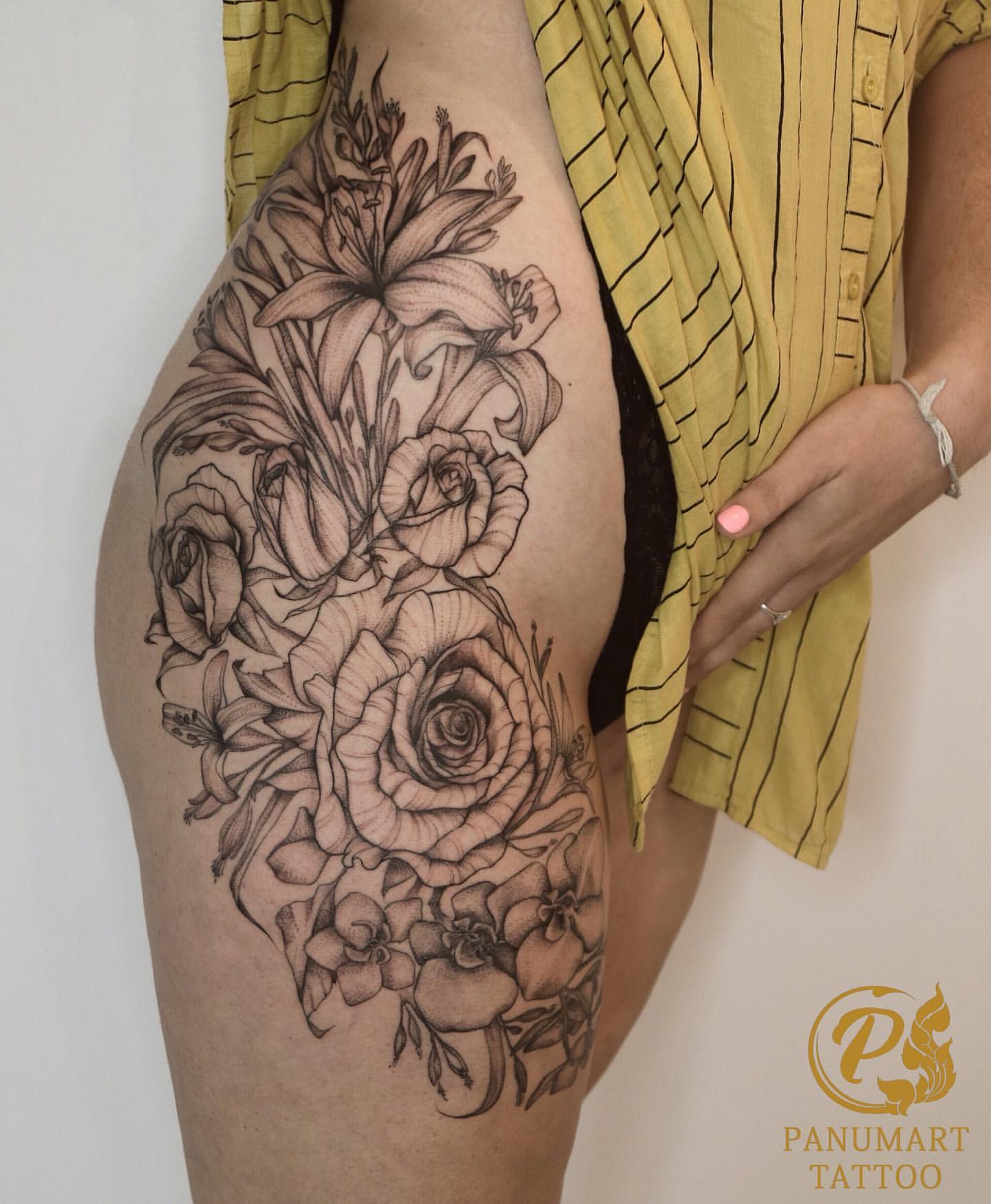 small bum tattoo ideas for females 0090