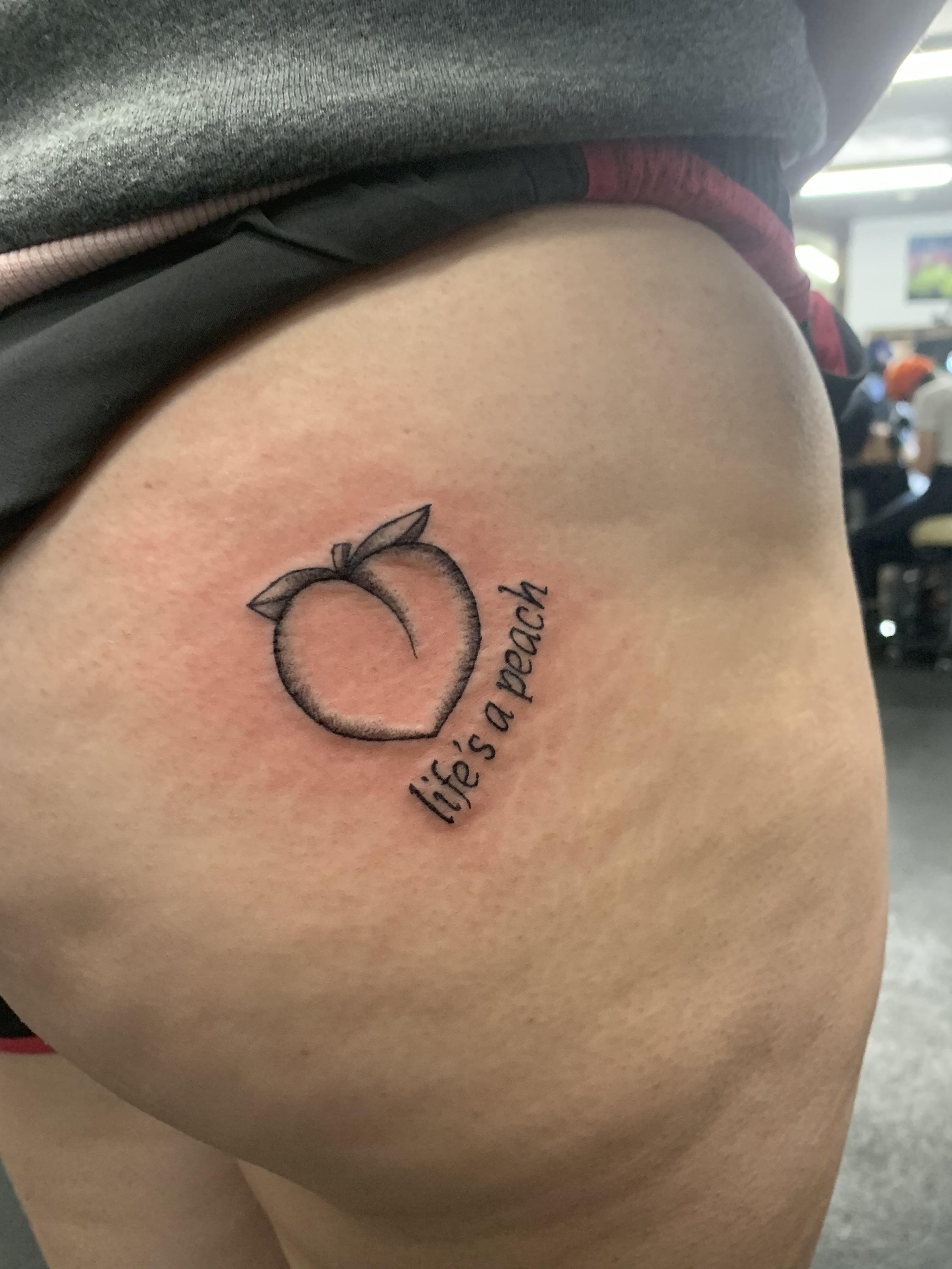 small butt tattoo 0050