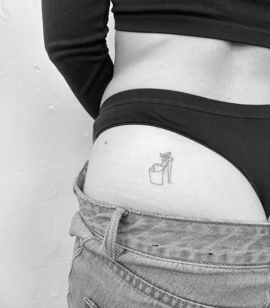 small butt tattoo 0062