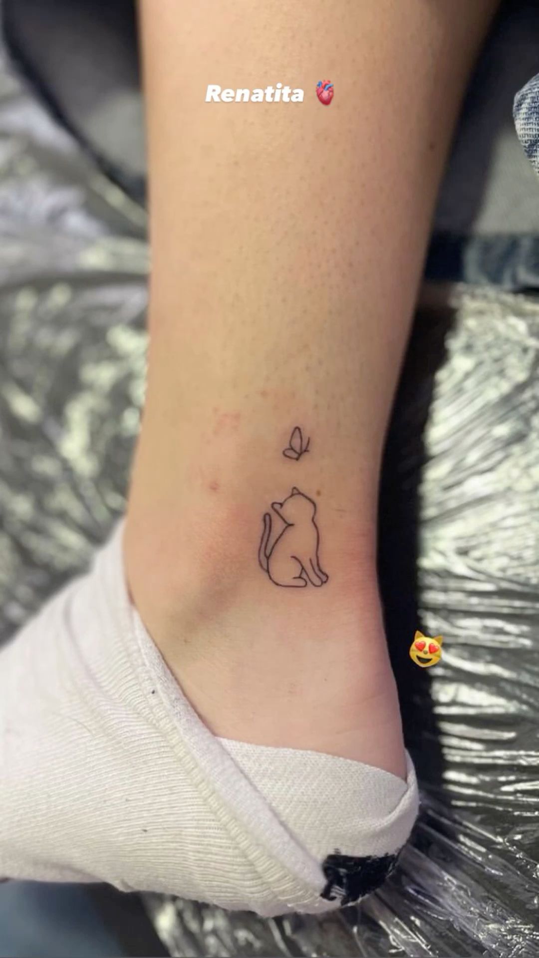 small cat tattoo 0015