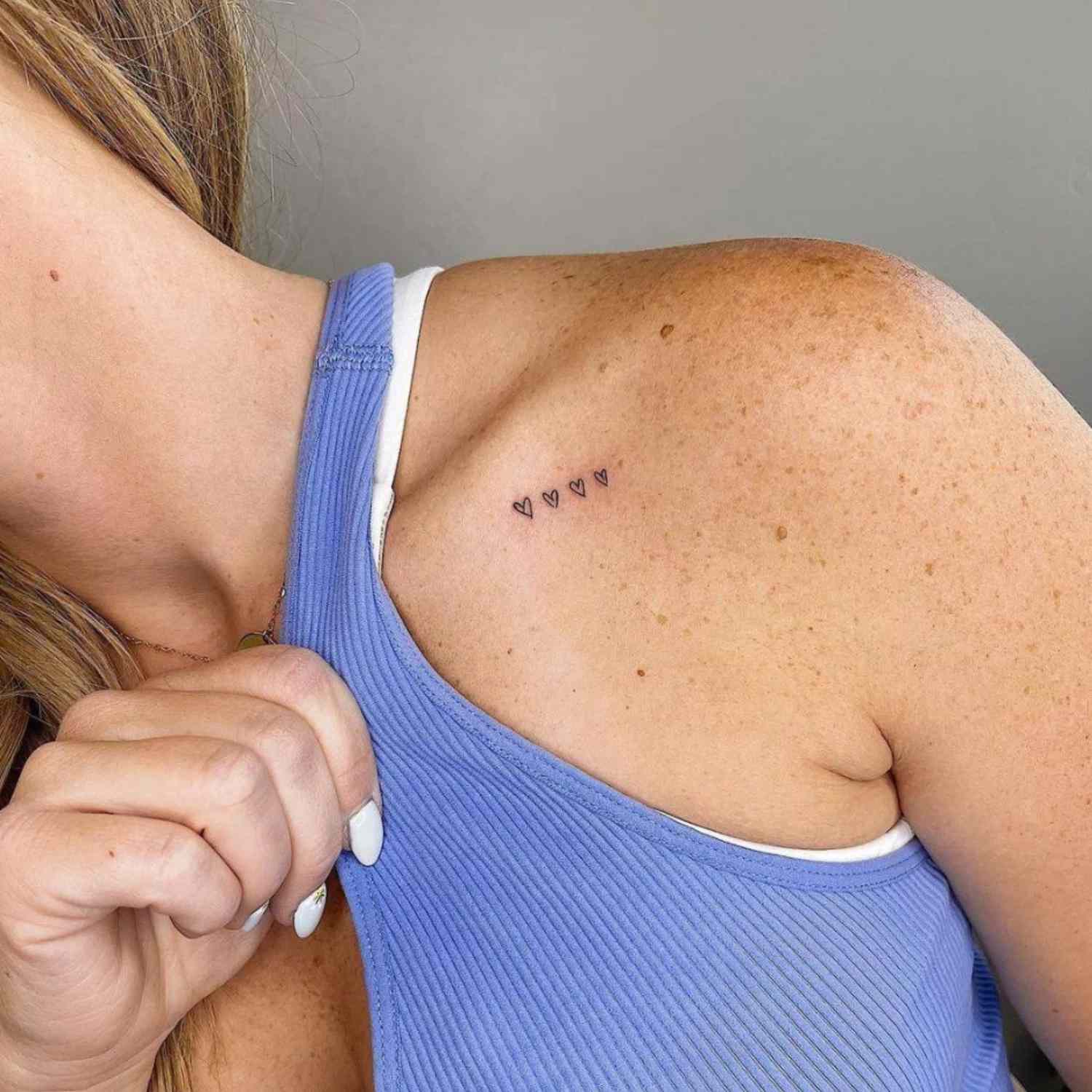 small collarbone tattoo 0010