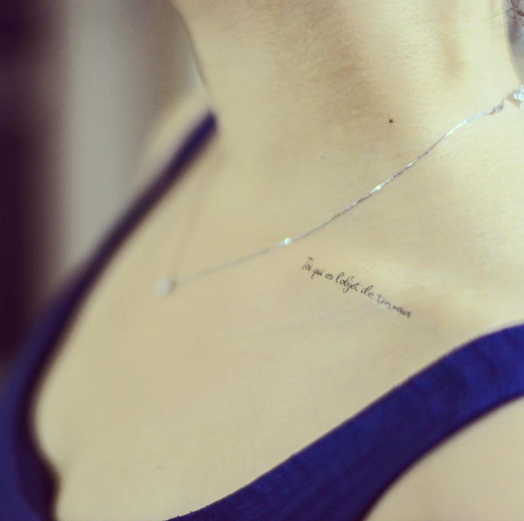 small collarbone tattoo 0039