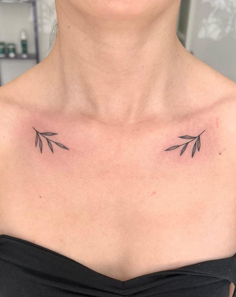 small collarbone tattoo 0062