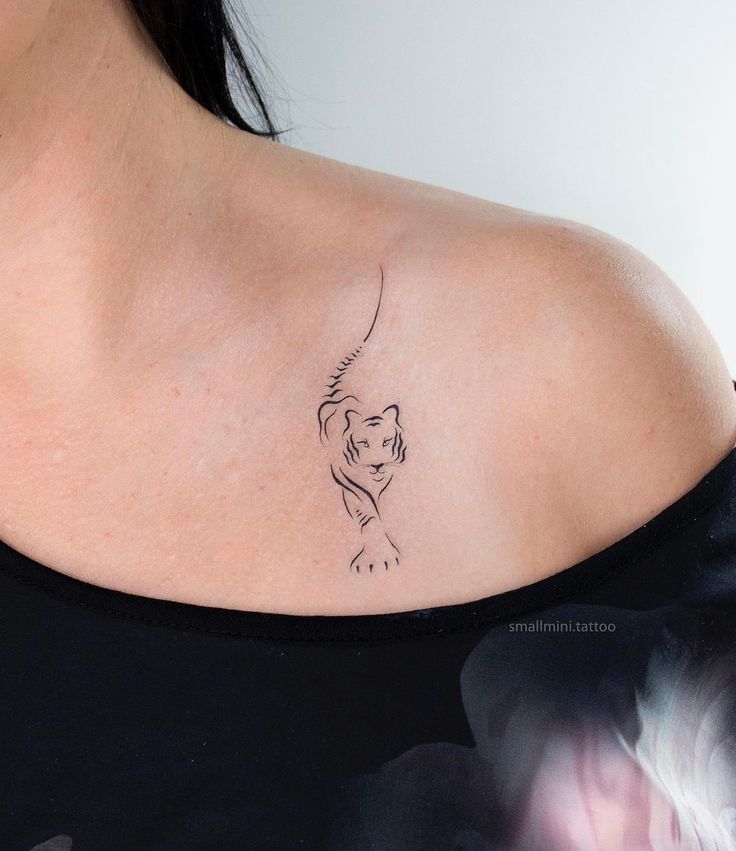 small collarbone tattoo 0088