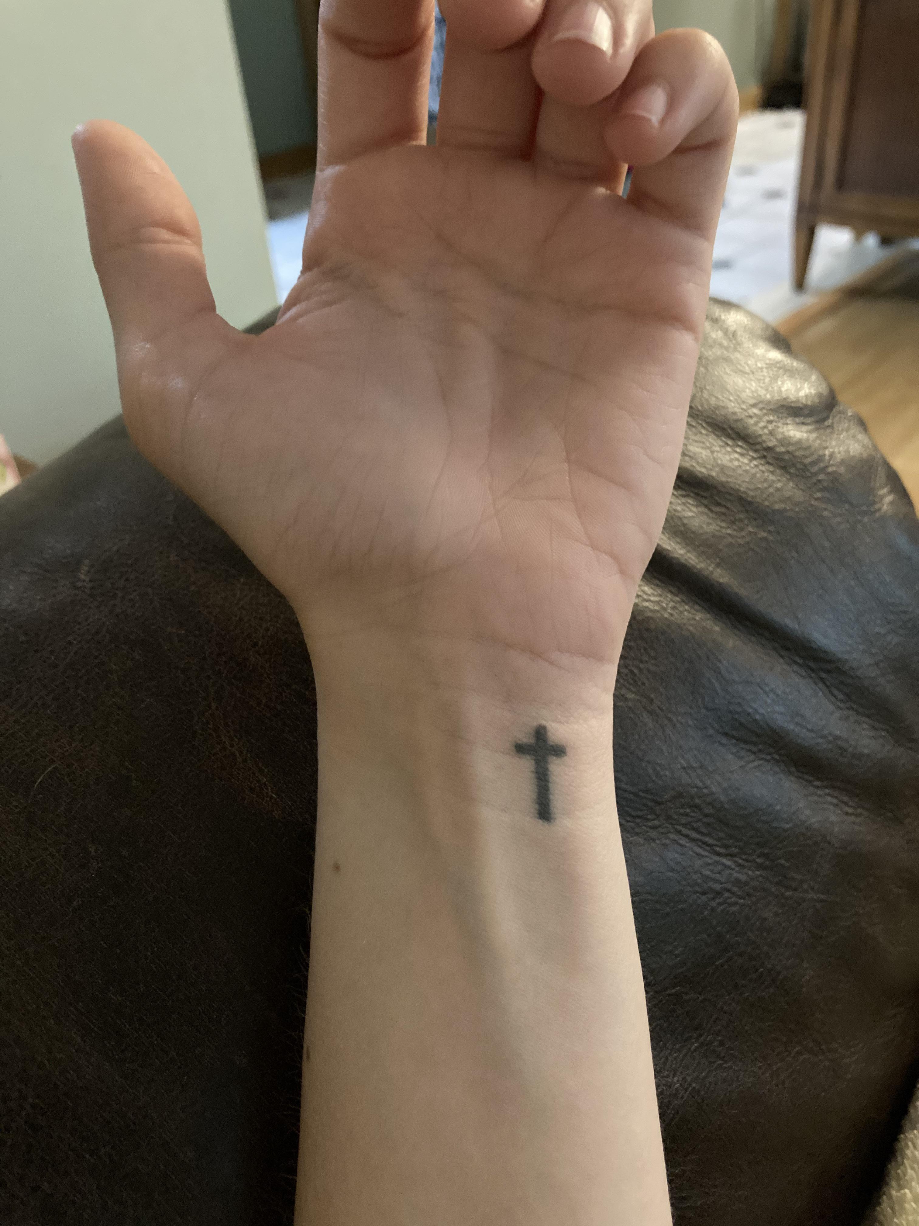 Small cross tattoo 0017