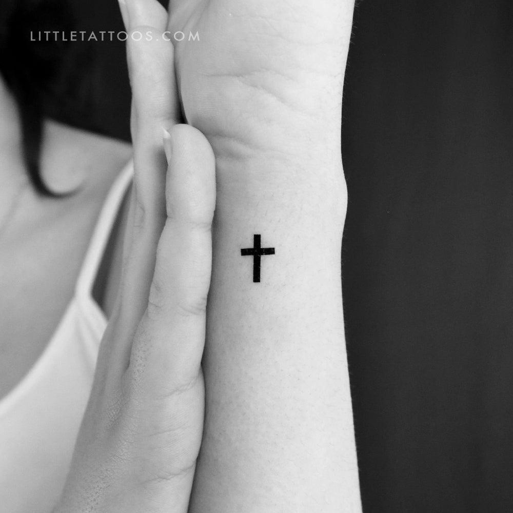 Small cross tattoo 0025