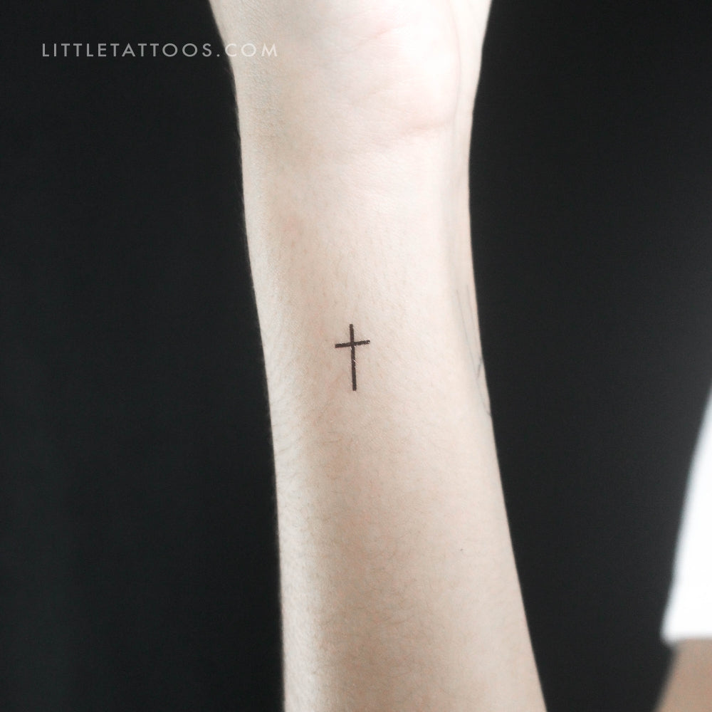 Small cross tattoo 0038