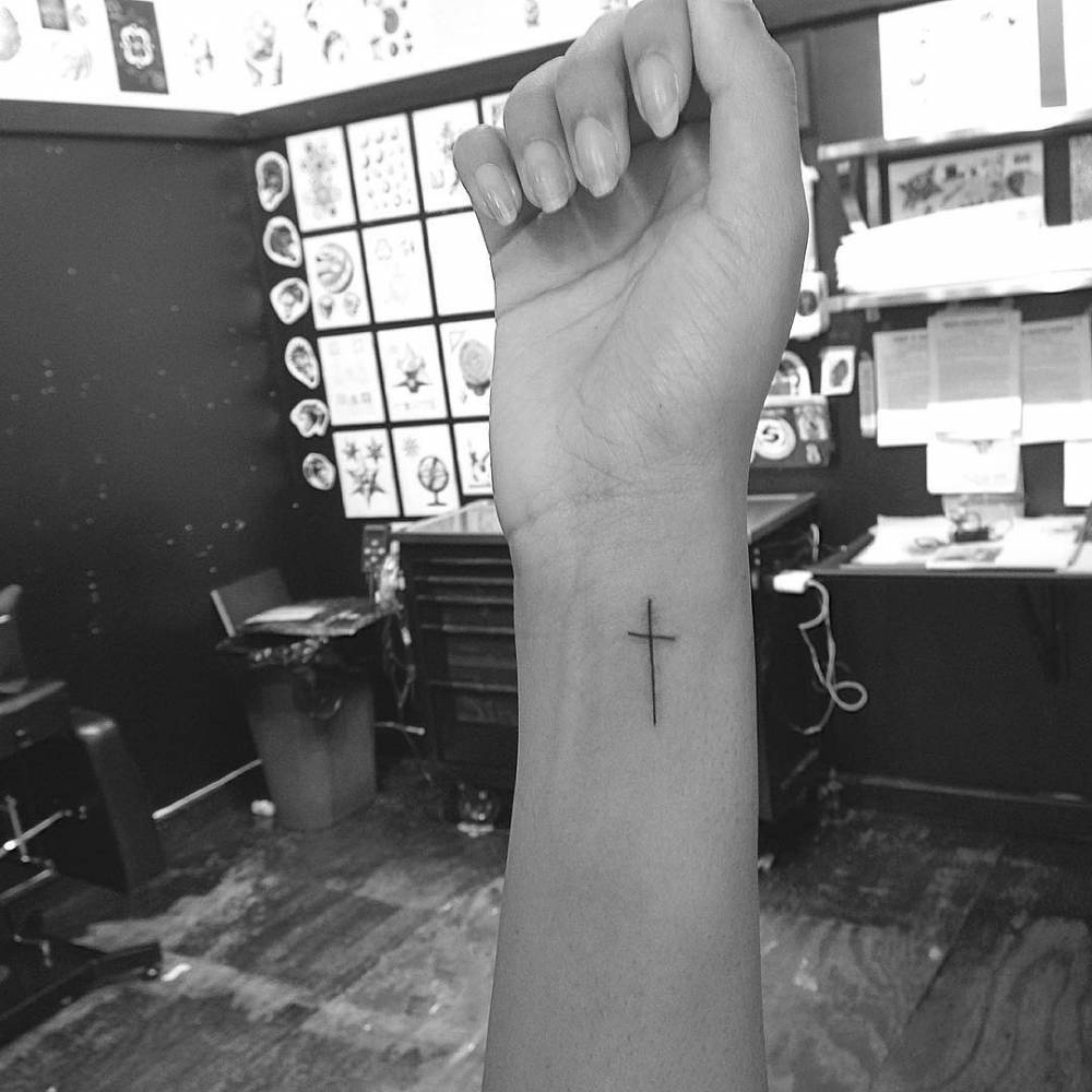 Small cross tattoo 0067