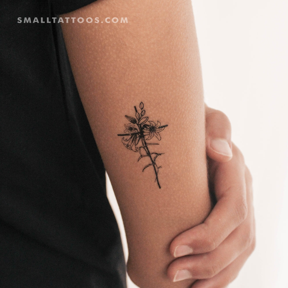 Small cross tattoo 0068