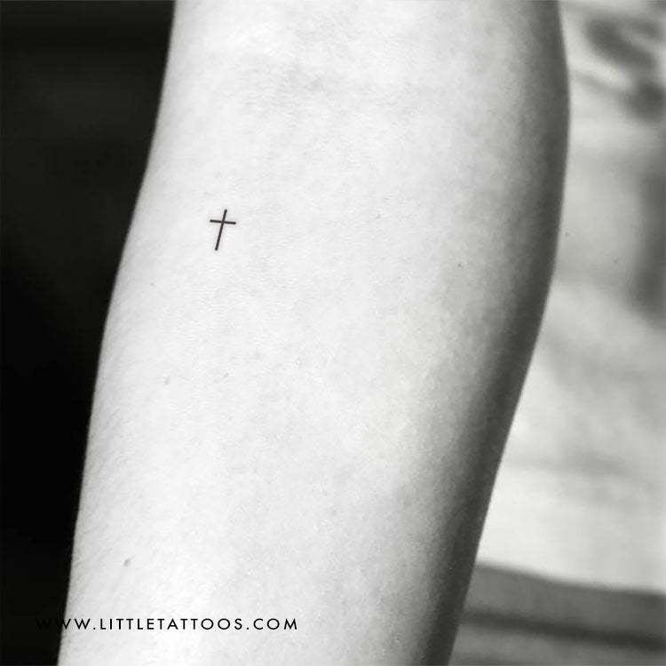 Small cross tattoo 0075