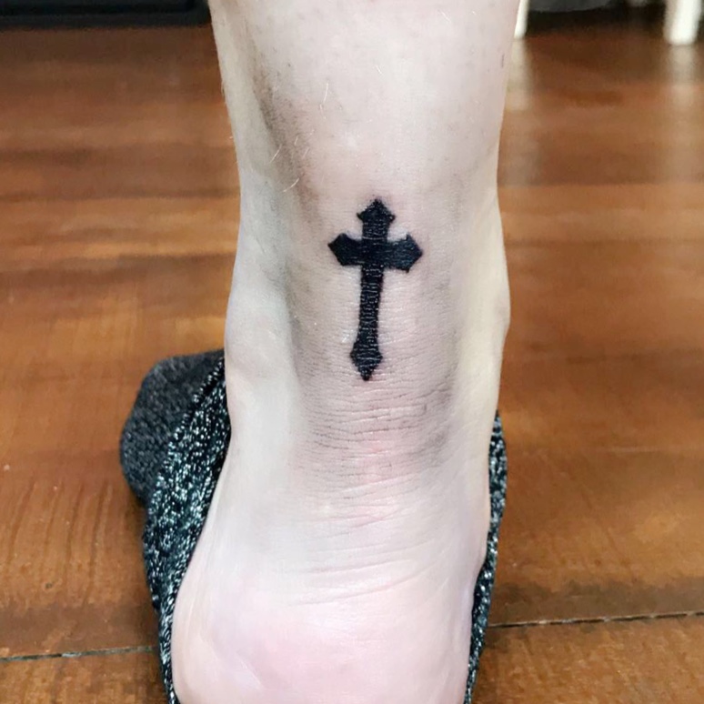 Small cross tattoo 0083