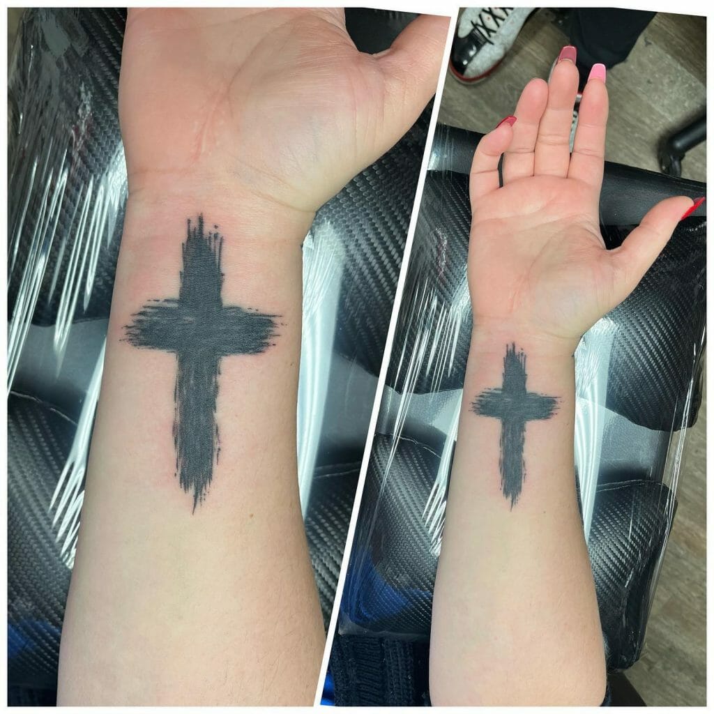 Small cross tattoo 0090