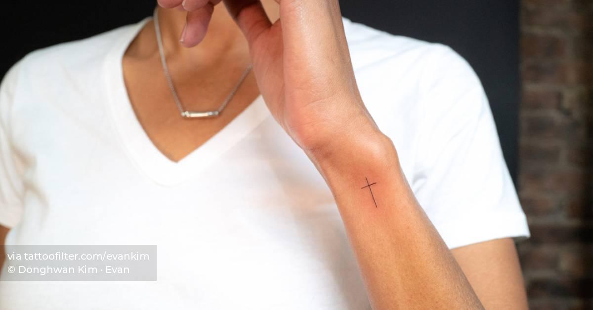 Small cross tattoo 0093