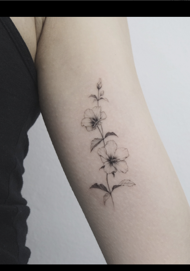 Small dandelion tattoo 0068