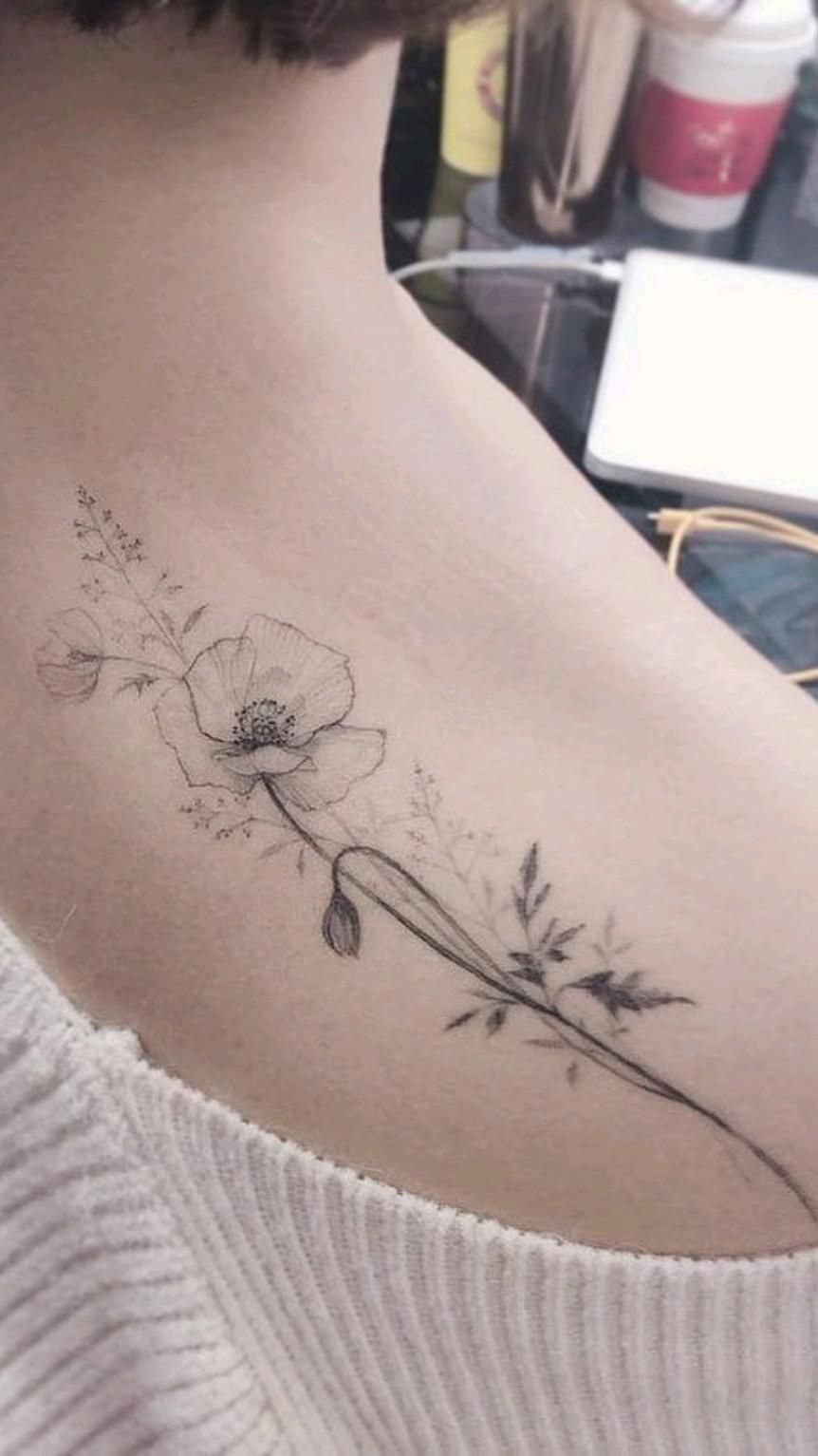 Small delicate poppy tattoo 0028