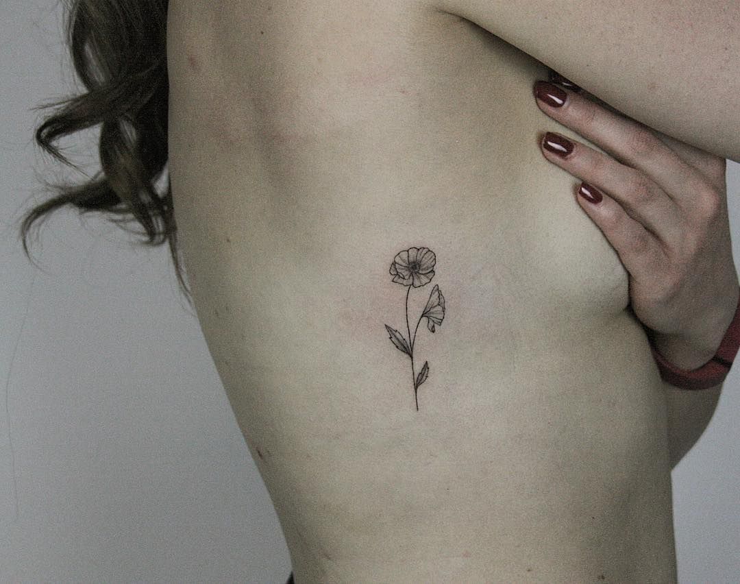 Small delicate poppy tattoo 0066