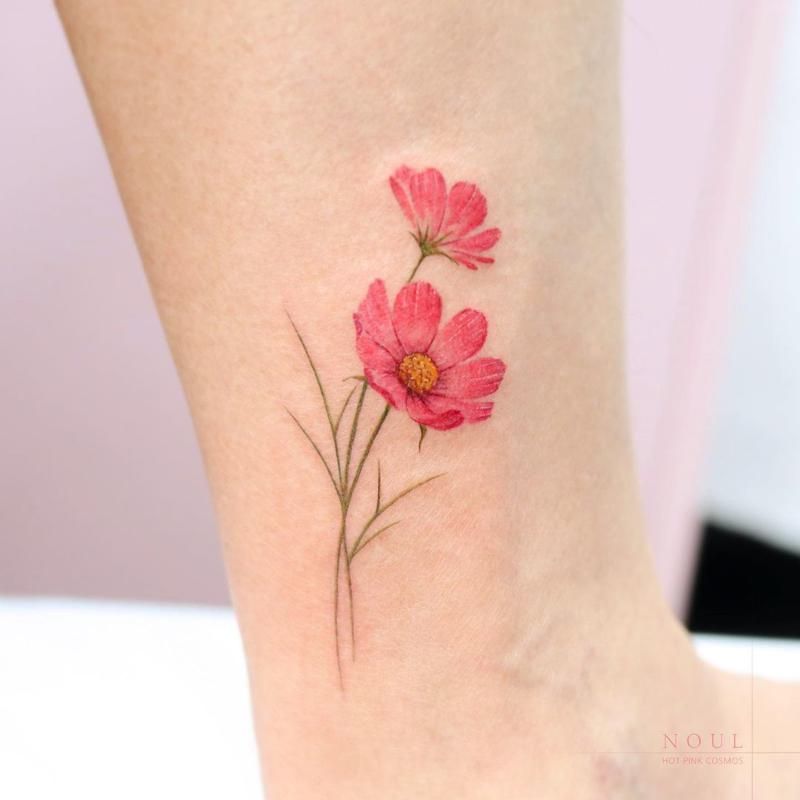 Small delicate poppy tattoo 0093