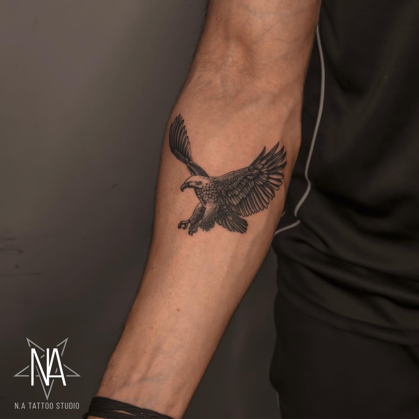 small eagle chest tattoo 0036