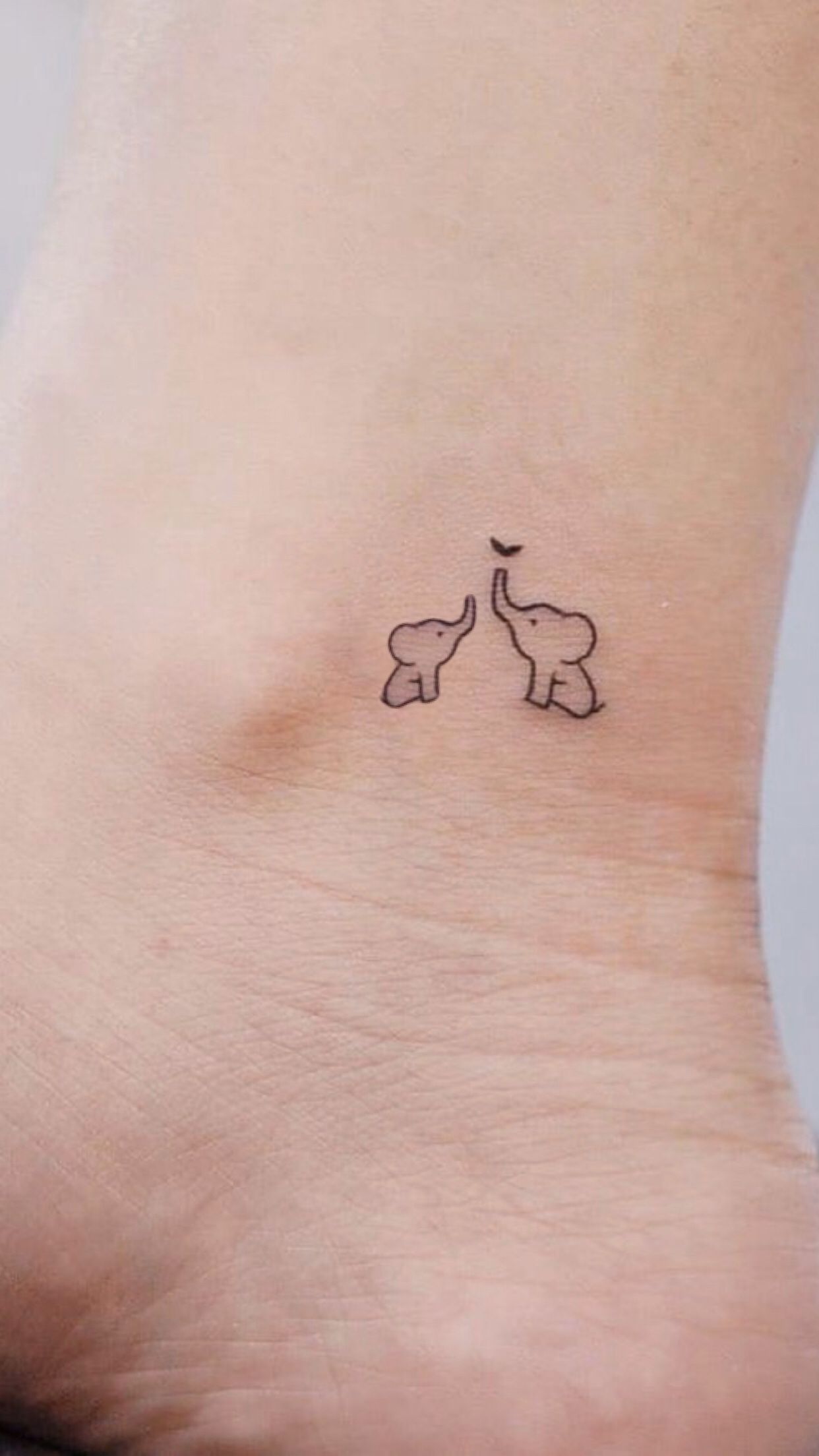 small elephant tattoo 0014