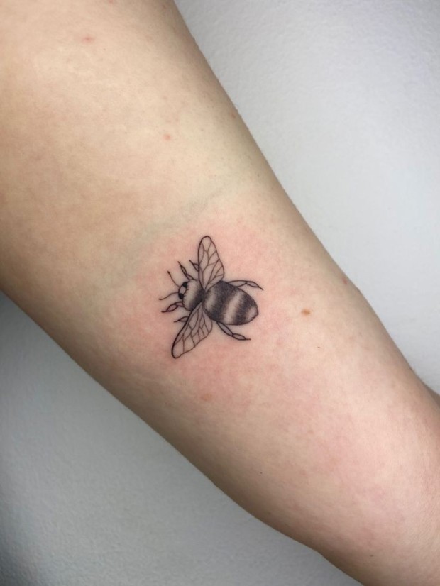 Small embroidery tattoo 0071