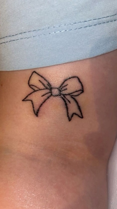 Small embroidery tattoo 0084