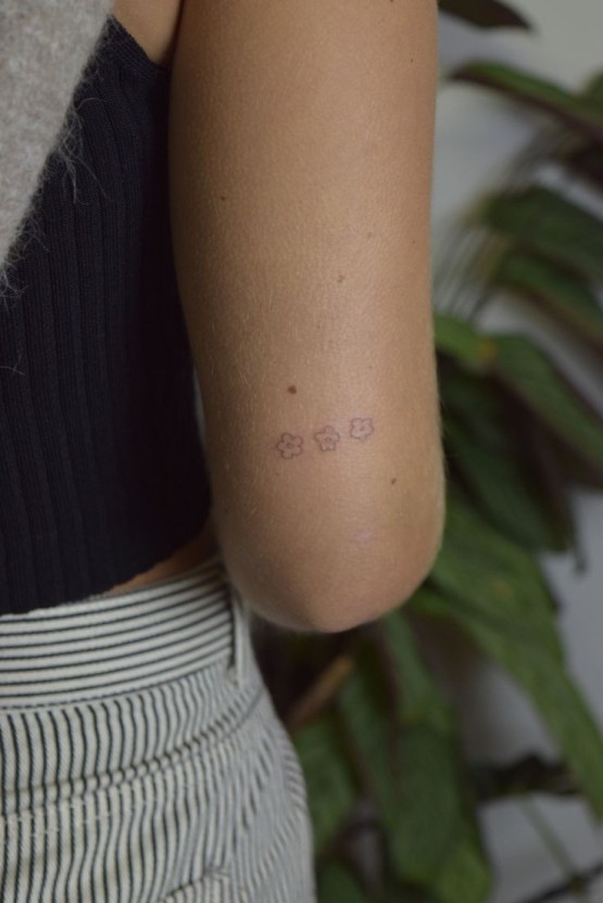 Small embroidery tattoo 0097