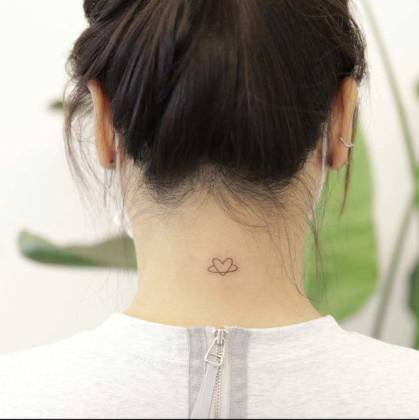 small female front neck tattoo 0016