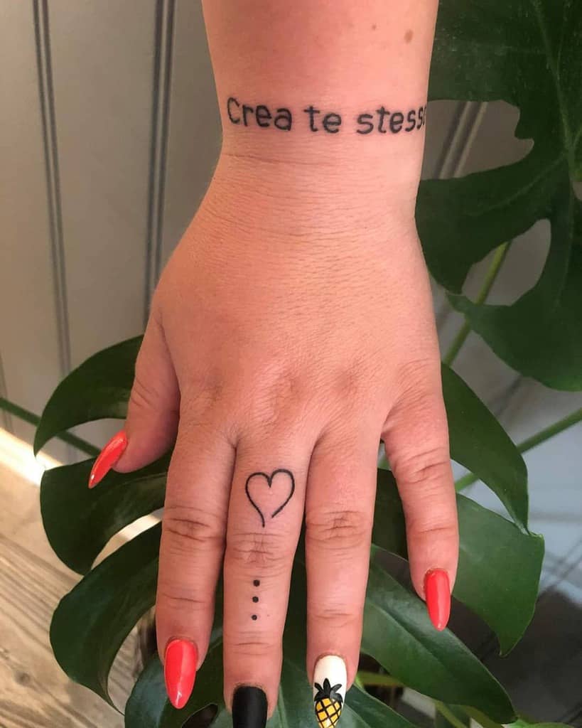 small finger tattoo ideas 0081