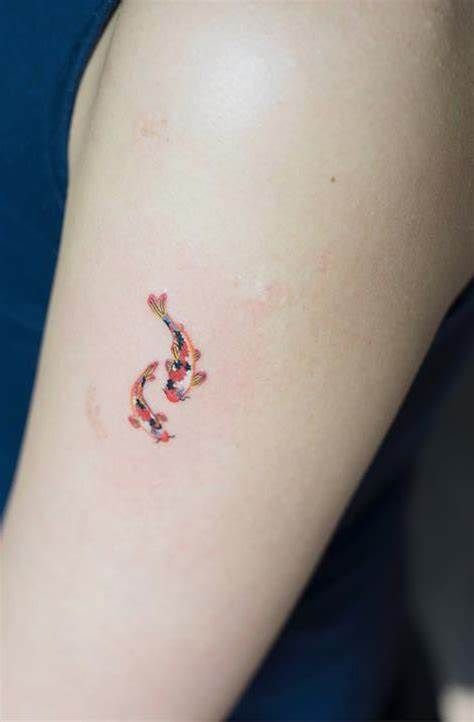 small fish tattoo 0019