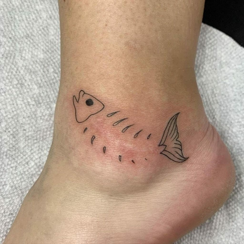 small fish tattoo 0068