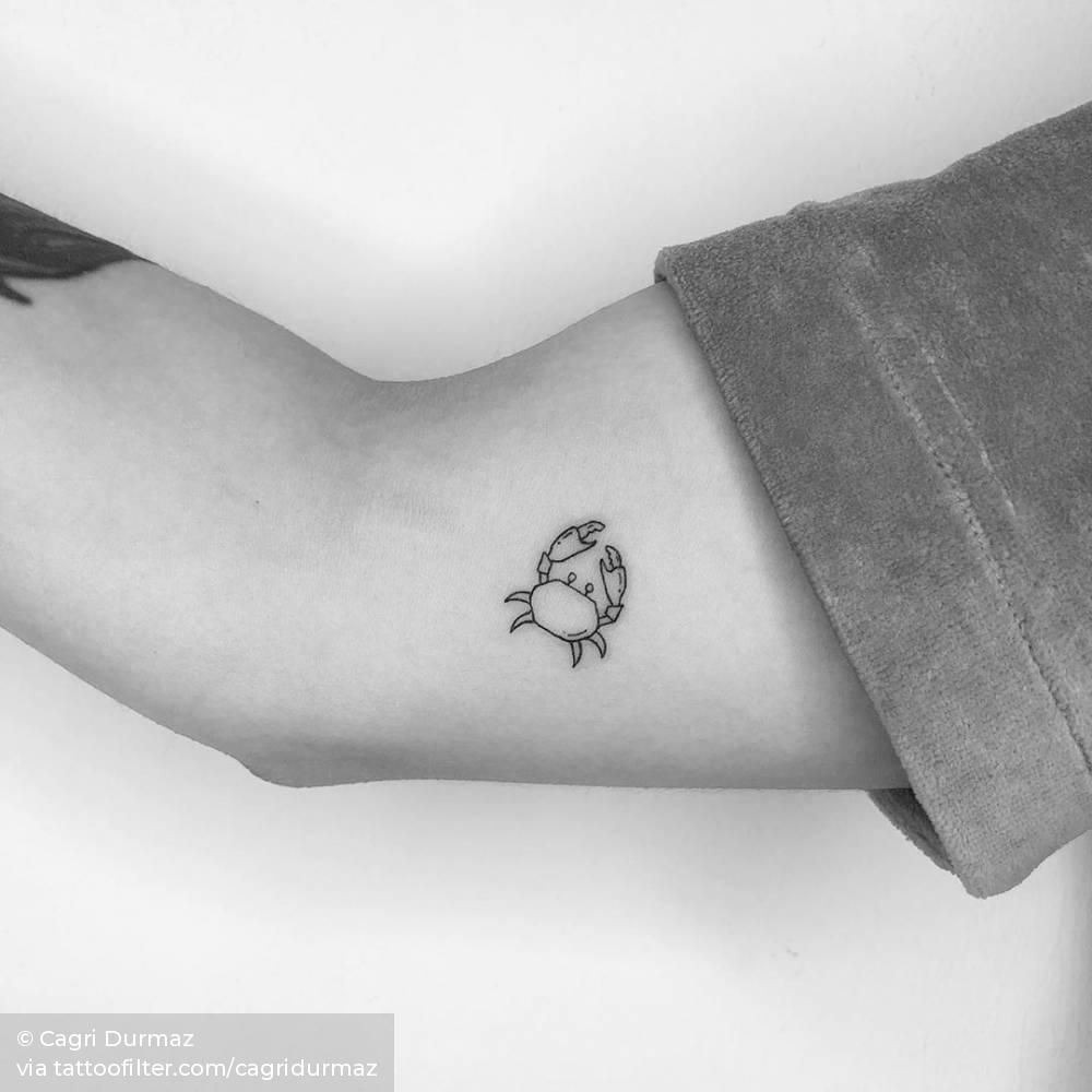 small fish tattoo 0081