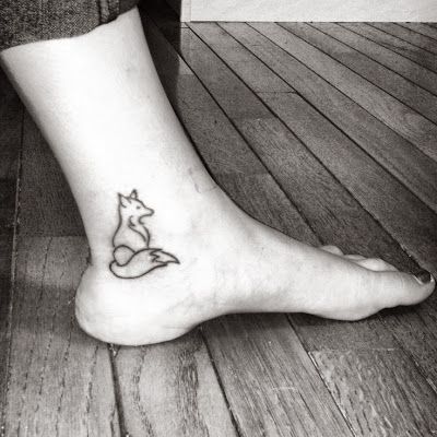 small fox tattoo 0078