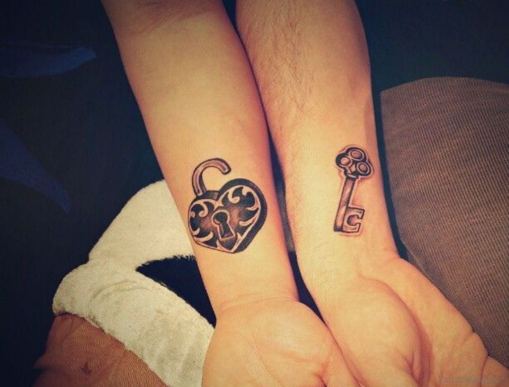 Small heart lock and key tattoo 0012