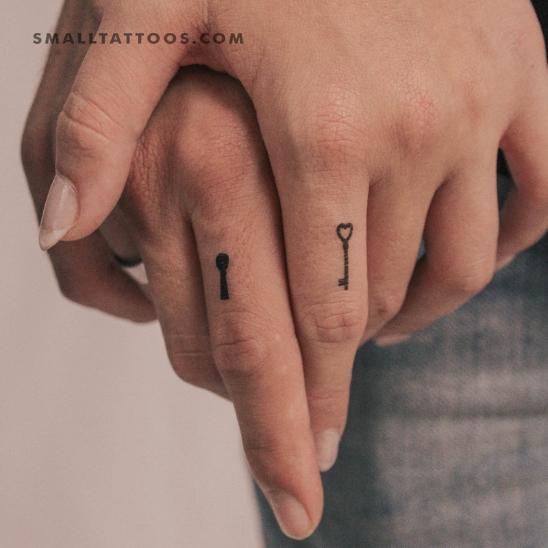 Small heart lock and key tattoo 0024