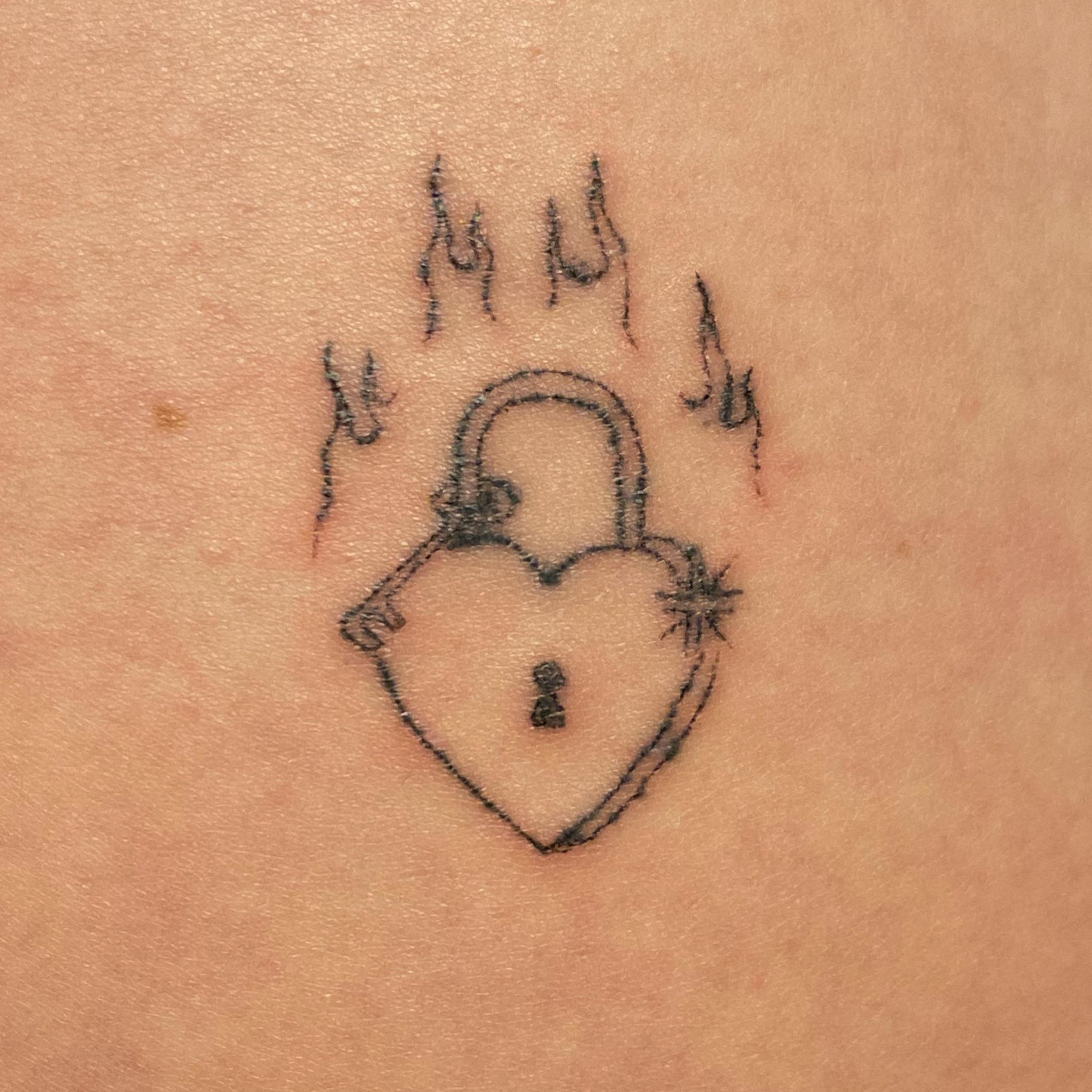 Small heart lock and key tattoo 0031