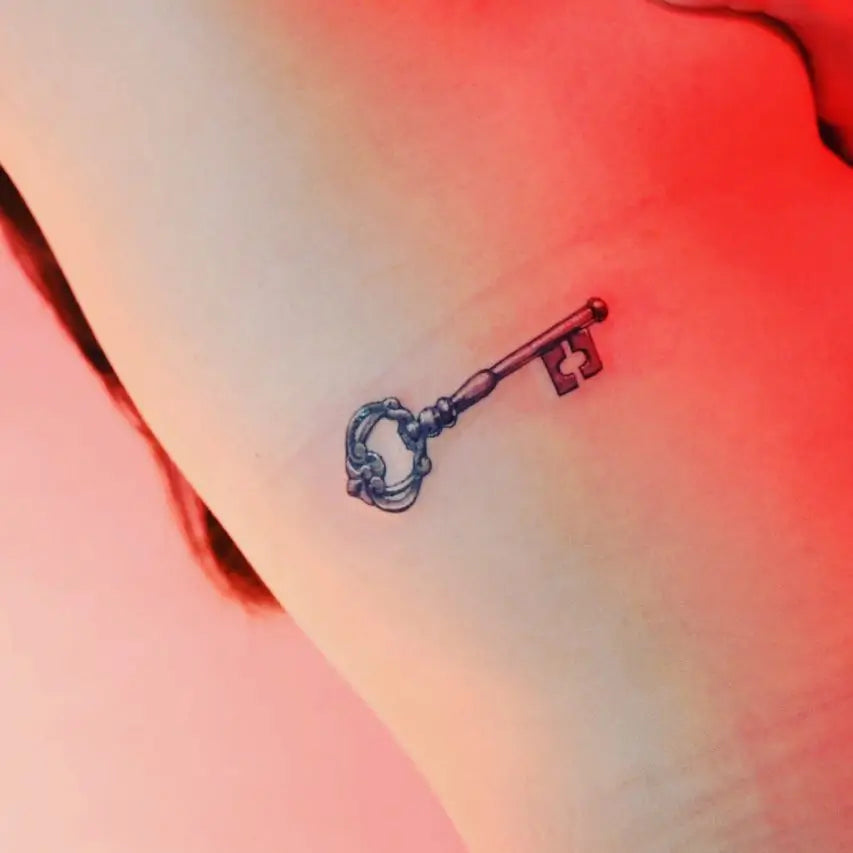 Small heart lock and key tattoo 0084