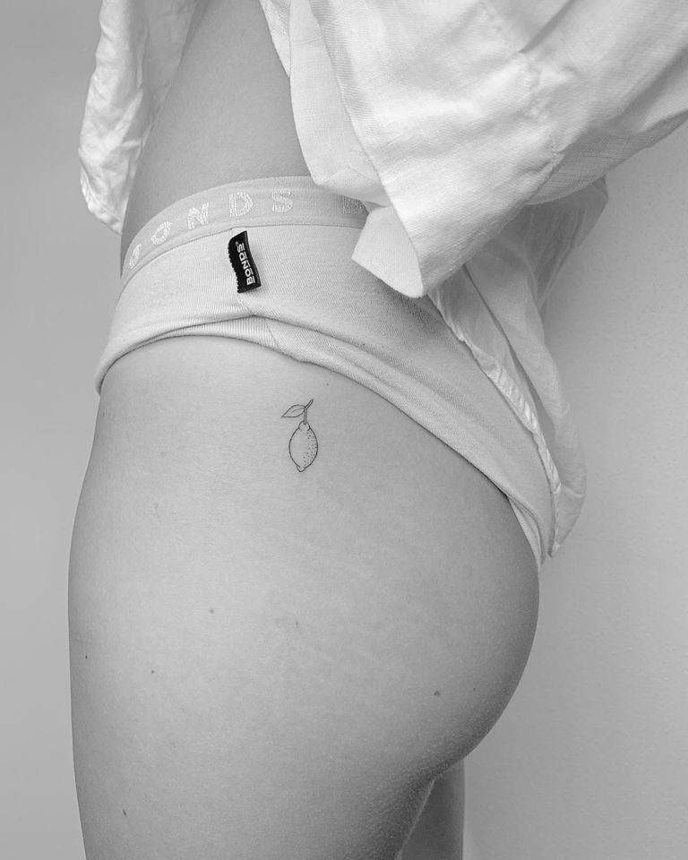 small hip tattoo 0033