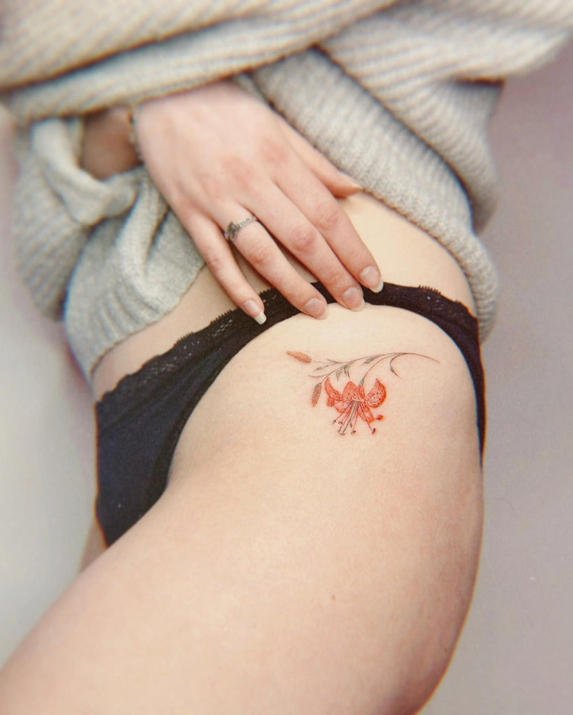 small hip tattoo 0052