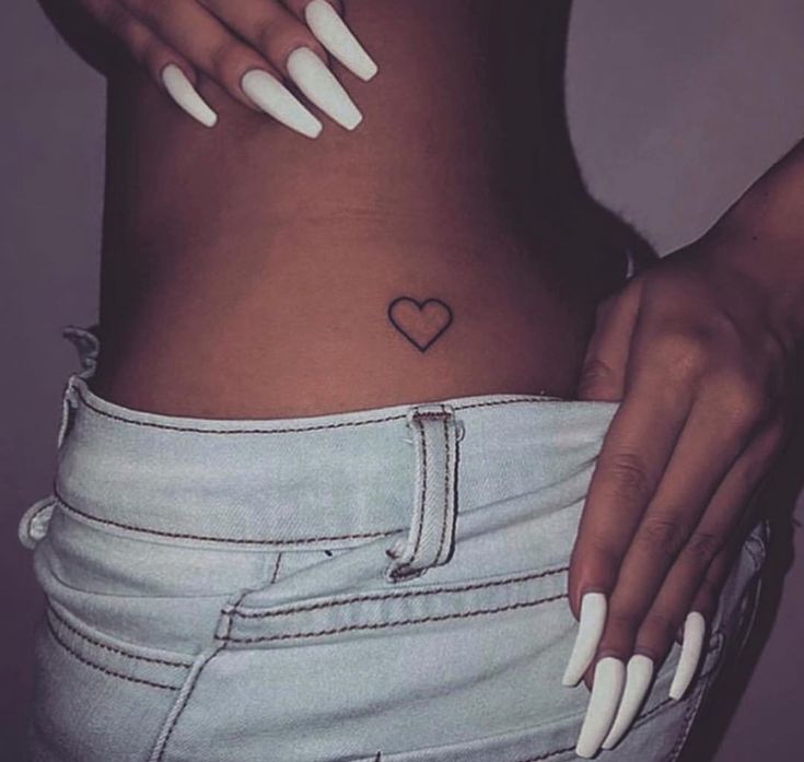 small hip tattoo 0089